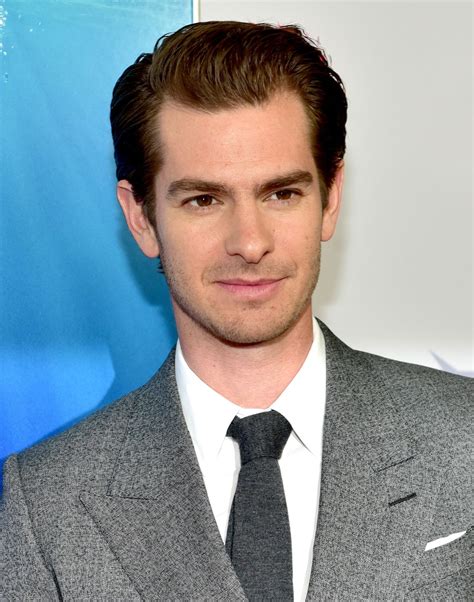 where is andrew garfield from.